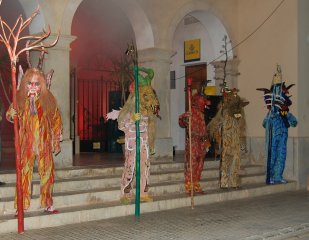 Dimonis el dia de la seva presentaci&oacute;.