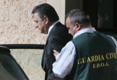 018D2VIZ001_1.jpg, 16 KB